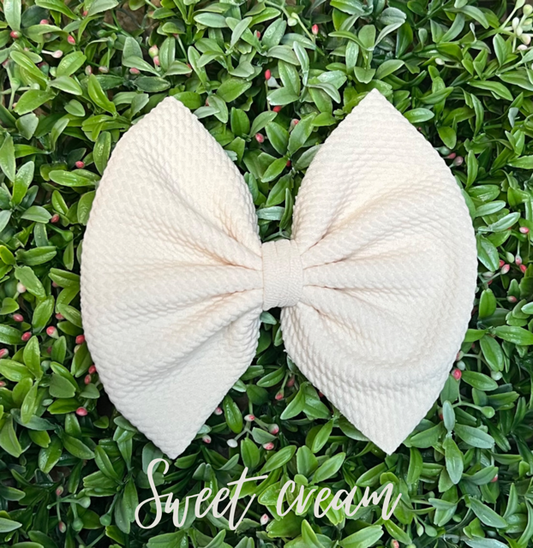 Sweet Cream Solid Bow